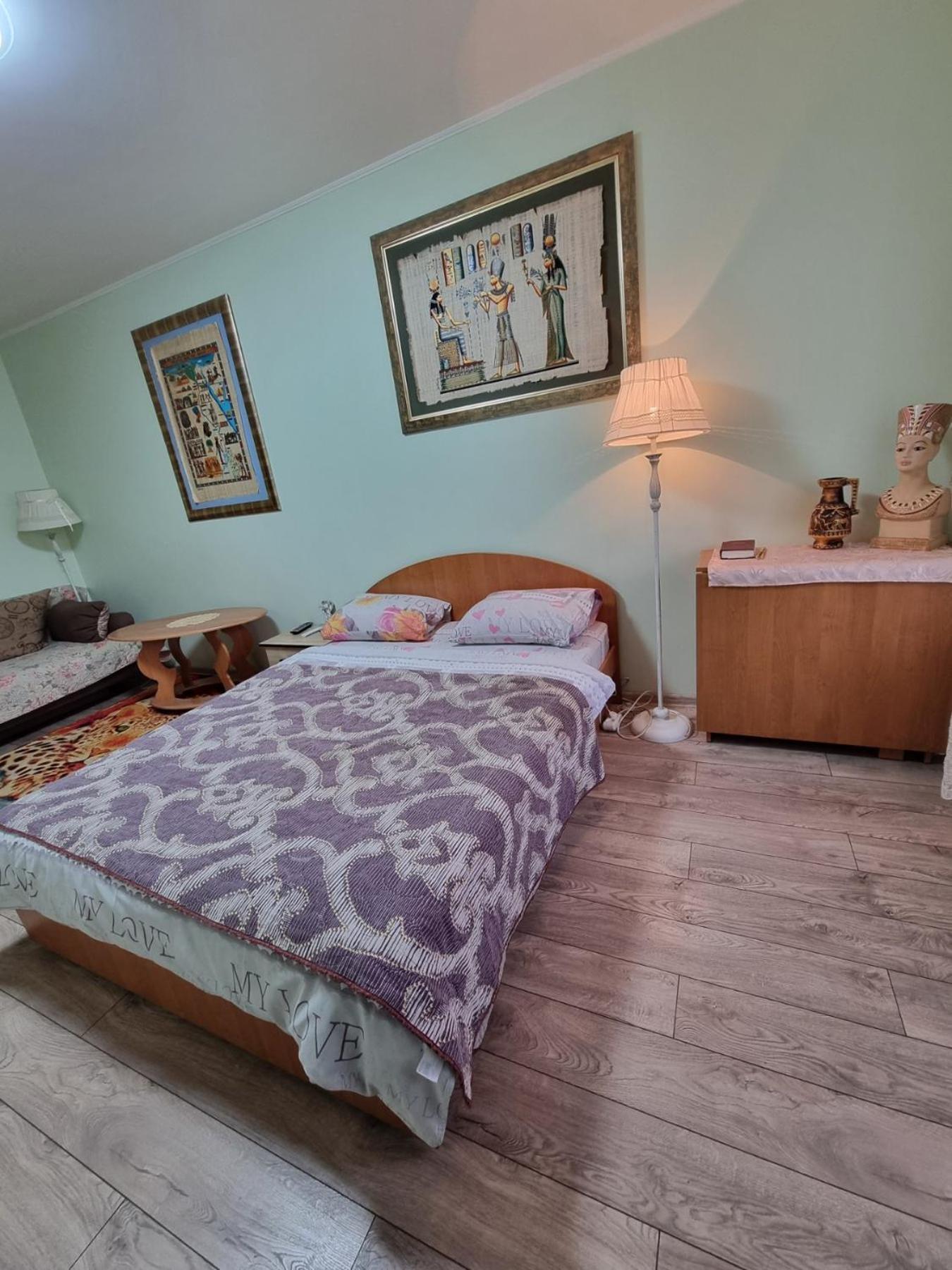 House Hotel Apartments 2 罗夫诺 外观 照片